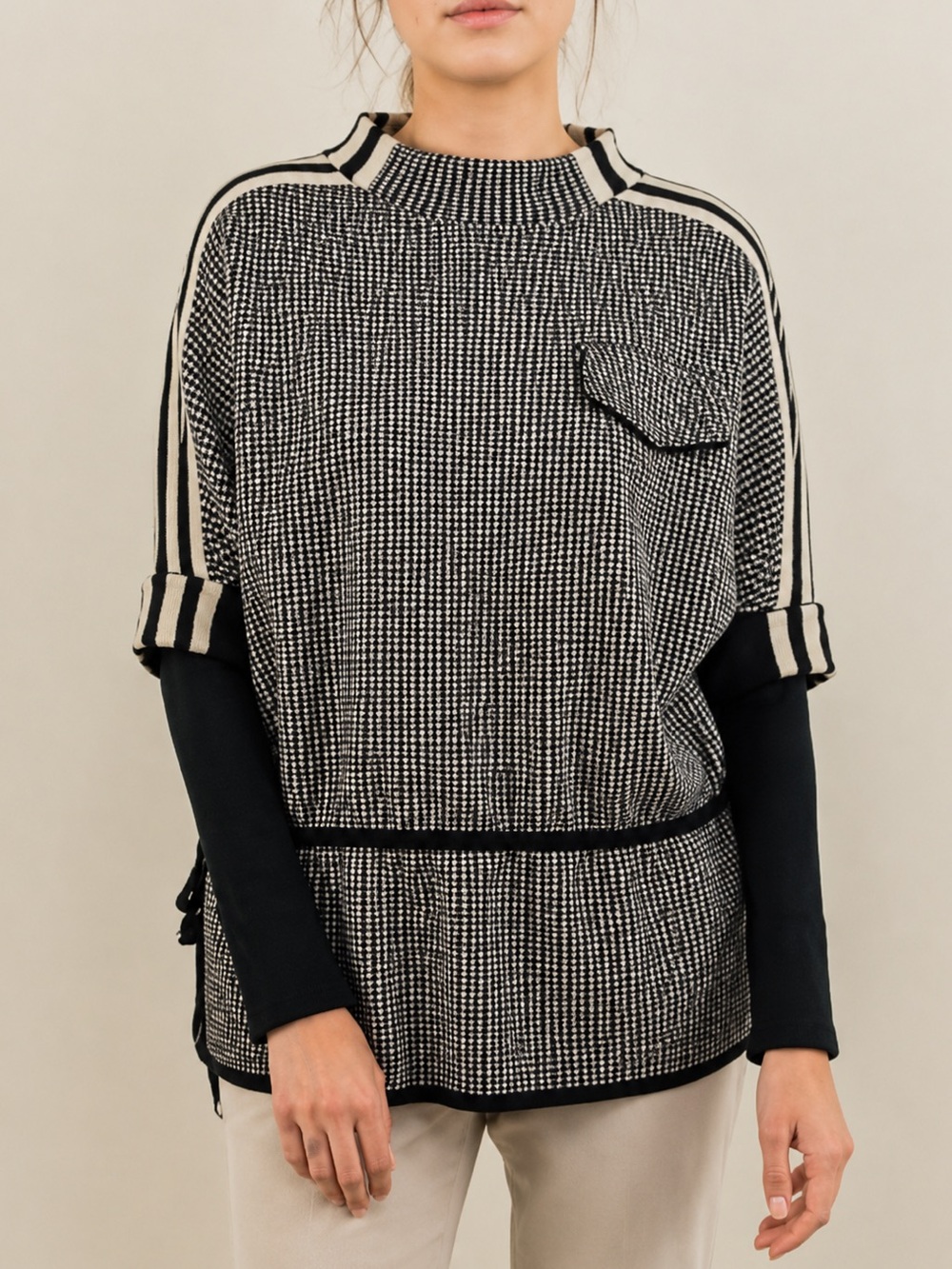 UCHUU Montreal women’s houndstooth knit sweater‎ Size M